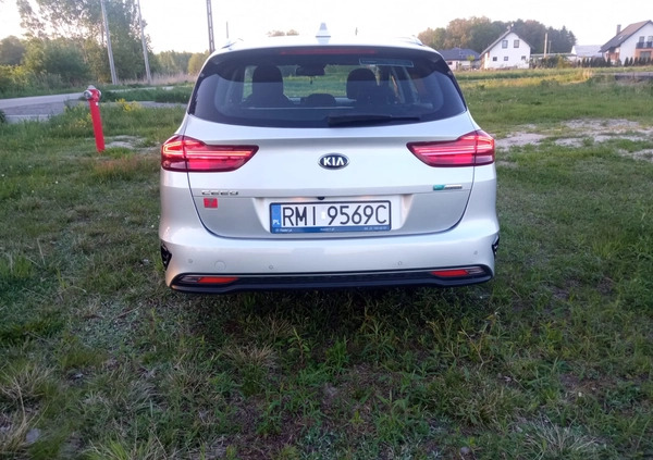 Kia Ceed cena 68500 przebieg: 94000, rok produkcji 2021 z Mielec małe 121